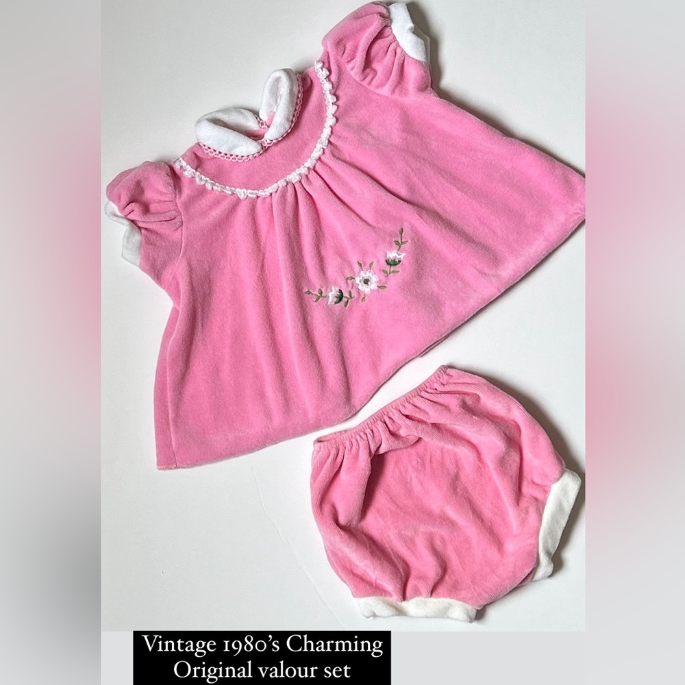 Vintage 1980’s Charming Original Valour set